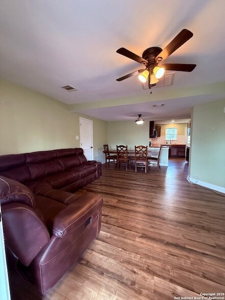 Building Photo - 1310 S 4th St