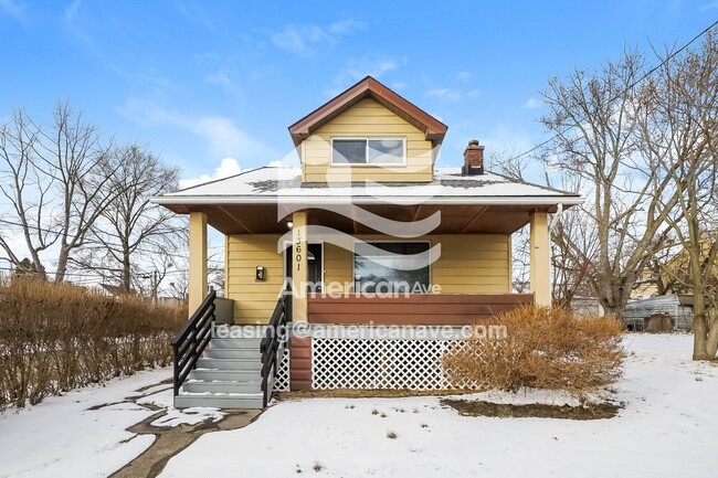 Building Photo - 13601 Edgewood Ave