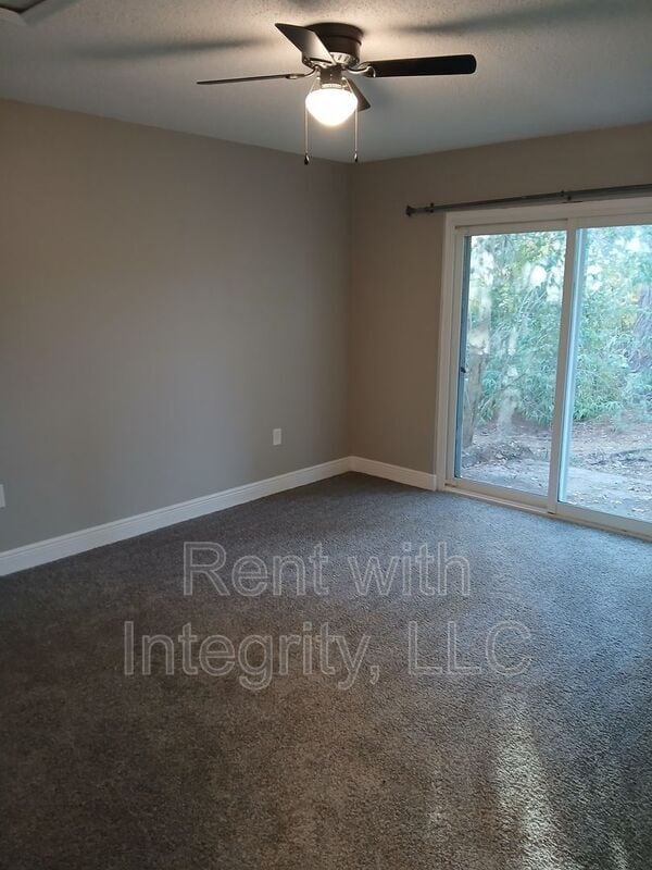 Building Photo - 445 Cactus St