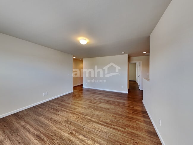 Building Photo - 18952 112th Ave Ct E