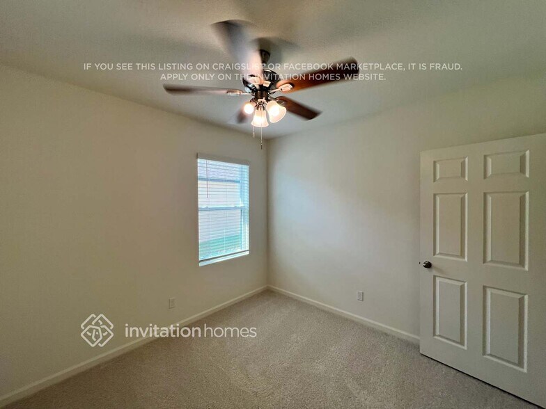 Building Photo - 9667 Seaspray Dr
