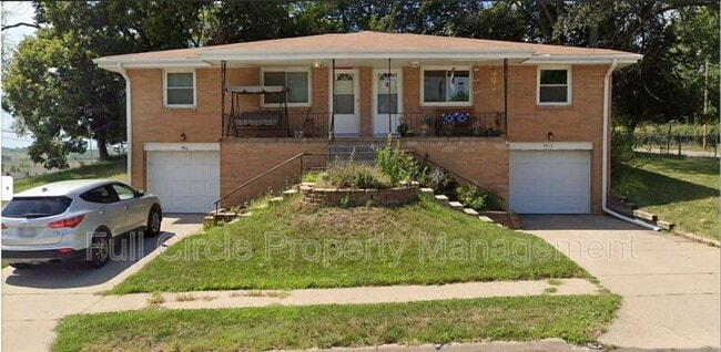 Primary Photo - 9816 Linden Ave