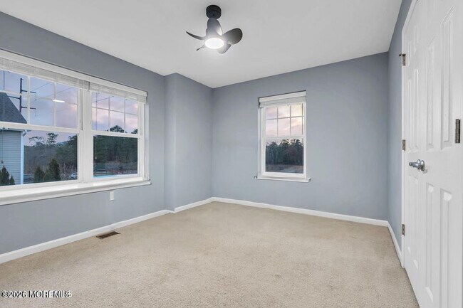 Building Photo - 52 Rockingham Way