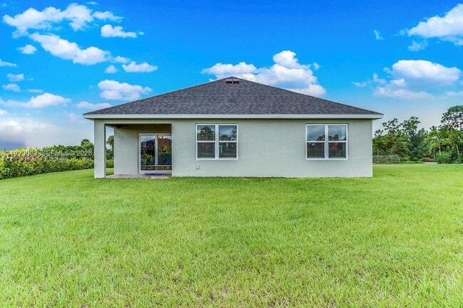 Building Photo - 3021 N Lakewood Rd