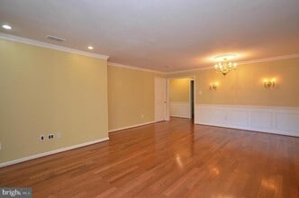 Building Photo - 166 Crossbow Ln