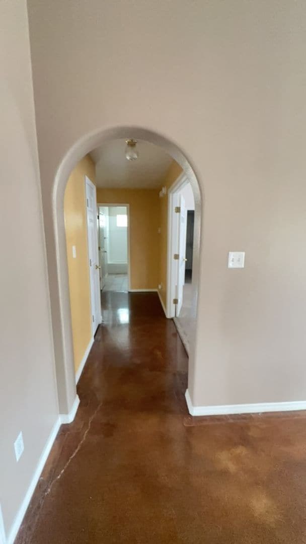 Building Photo - Beautiful 3 Bedroom Home 87402
