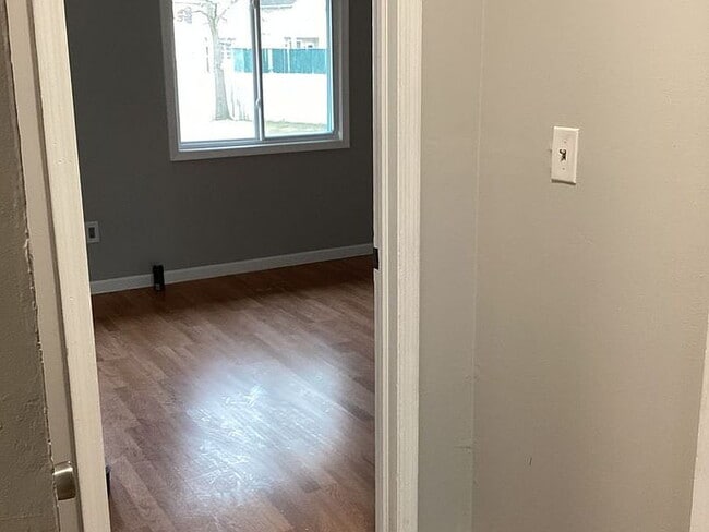 Building Photo - 370 Joe Parker Rd