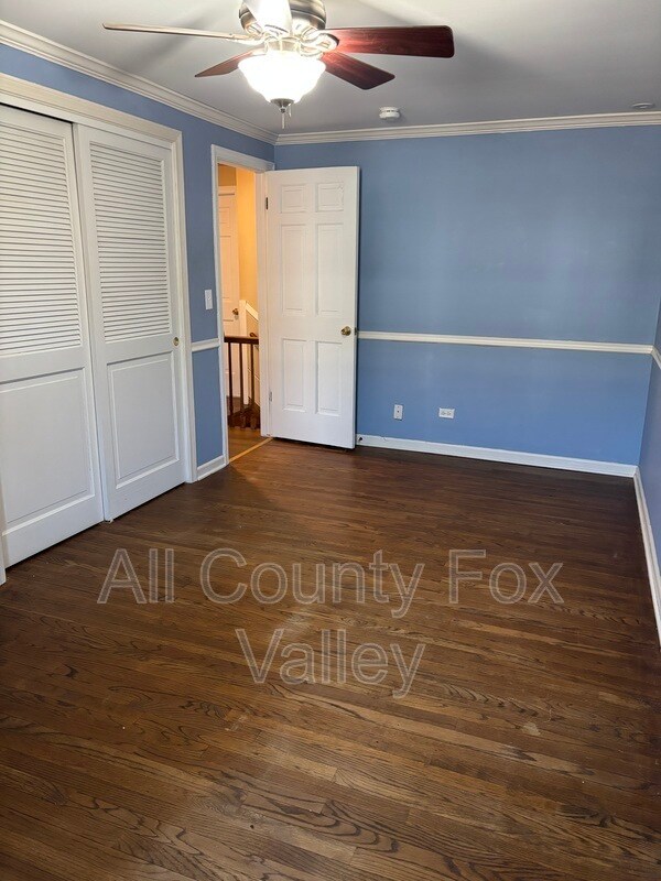 Building Photo - 762 E Hillside Ave