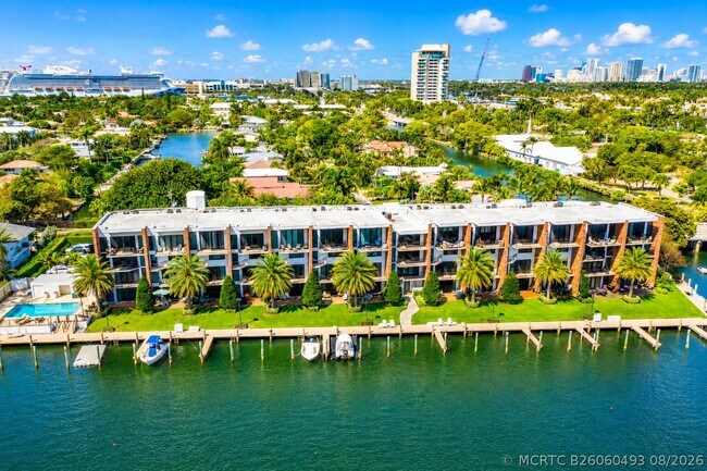 Building Photo - 1800 S Ocean Dr