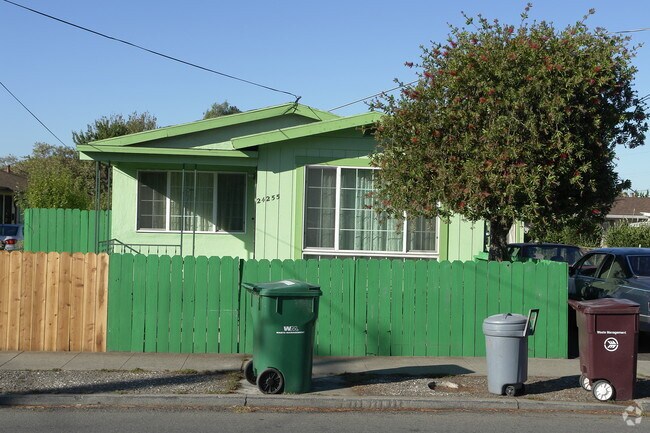 Building Photo - 24255 Silva Ave