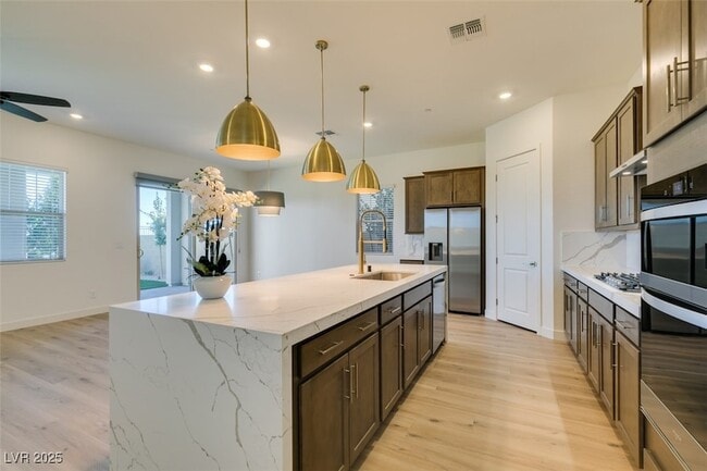 Building Photo - 568 Clover Bar Ln