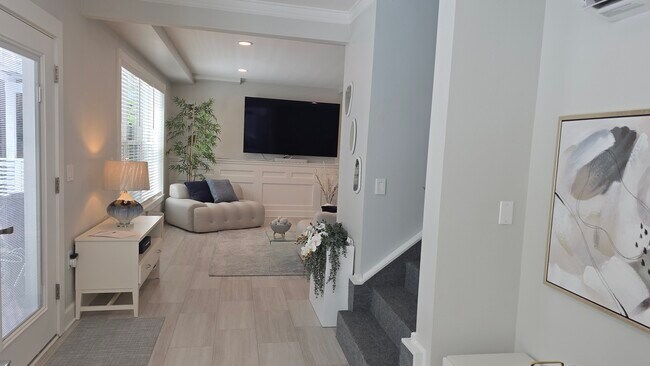 Building Photo - 13518 SW Hillshire Dr
