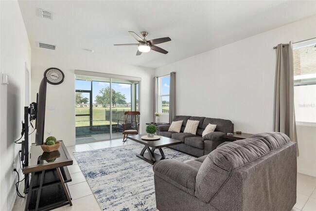 Building Photo - 3 Bedrooms | 2 Bathrooms | 2-Car Garage | Fully Fenced Yard