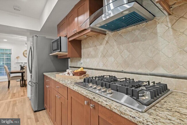 Building Photo - 10600 Vantage Ct