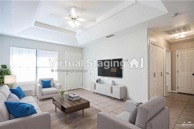 Building Photo - 17 Aruba Dr