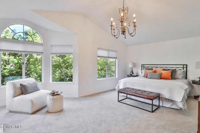Building Photo - 2612 Yellowwood Dr