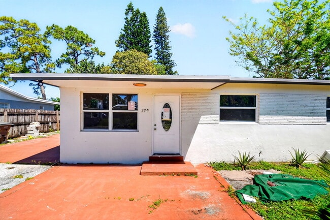 Building Photo - 775 Snead Cir