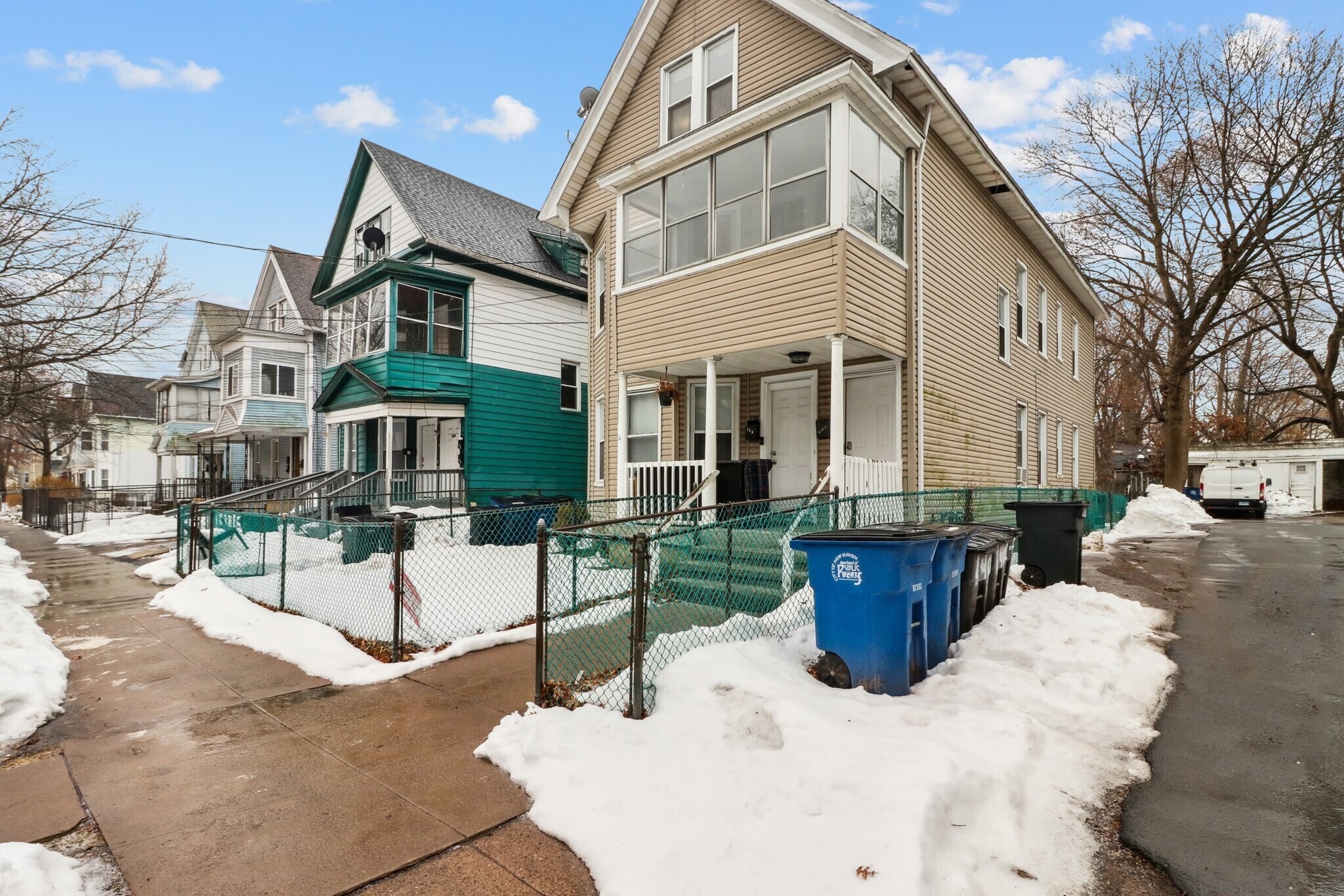 Building Photo - 136 Shelton Ave