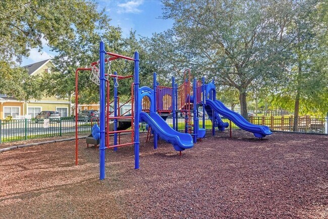 Building Photo - 2213 San Vittorino Cir