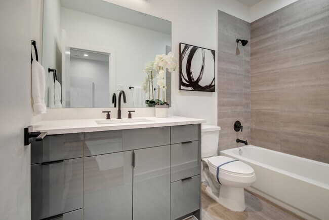 Building Photo - 6742 Peerless St