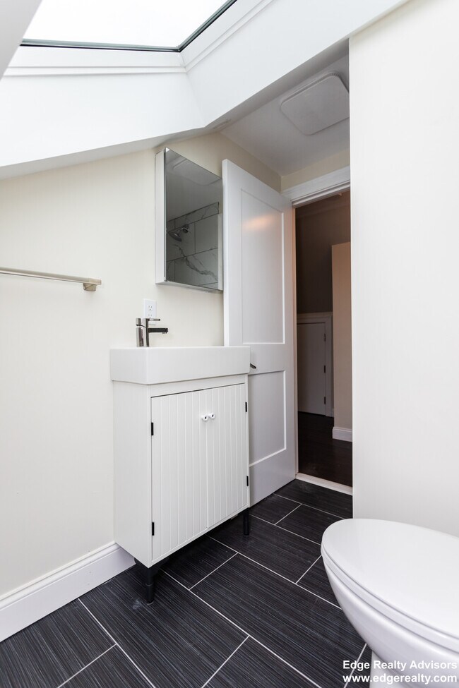 Building Photo - 480 Fulton St