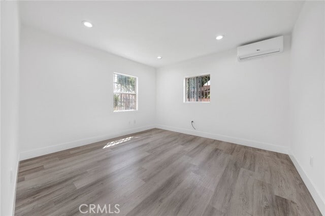 Building Photo - 8127 Emerson Pl
