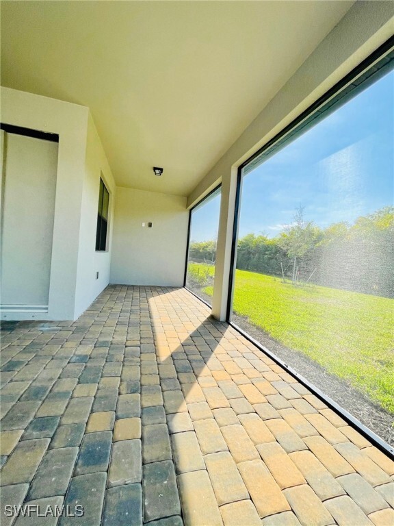 Building Photo - 1962 Tripletail Ln