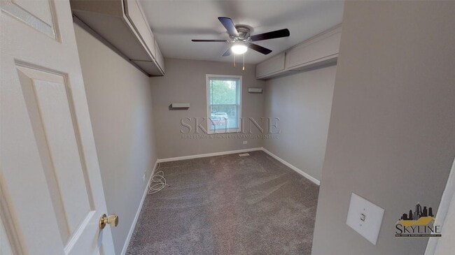 Building Photo - 240 Chippewa Court Unit B