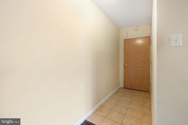 Building Photo - 2101 Chestnut St