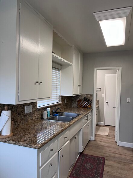 Building Photo - 233 Avenida Monterey