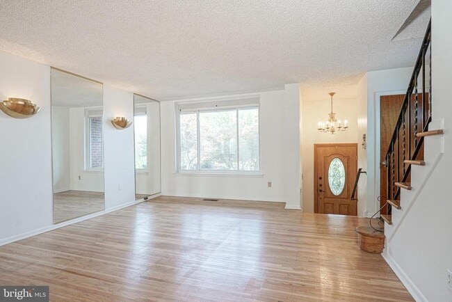 Building Photo - 500 St Michael Dr