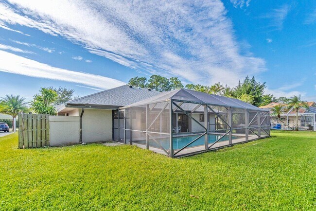 Building Photo - 13471 Barberry Dr