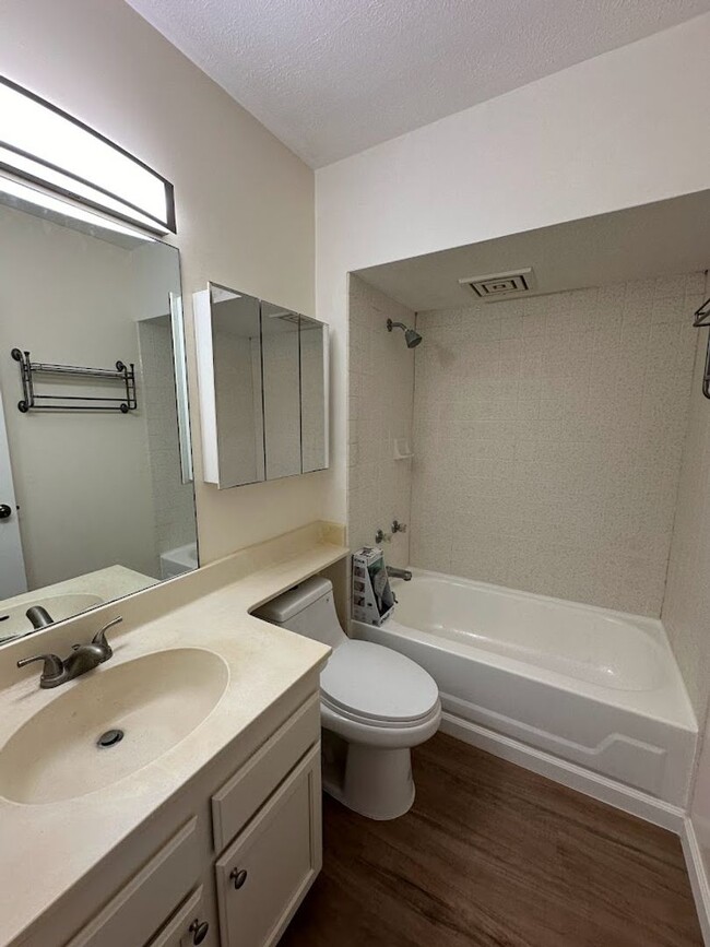 Building Photo - PUU IKI  at Puu Alii, Kaneohe - Newly Reno...