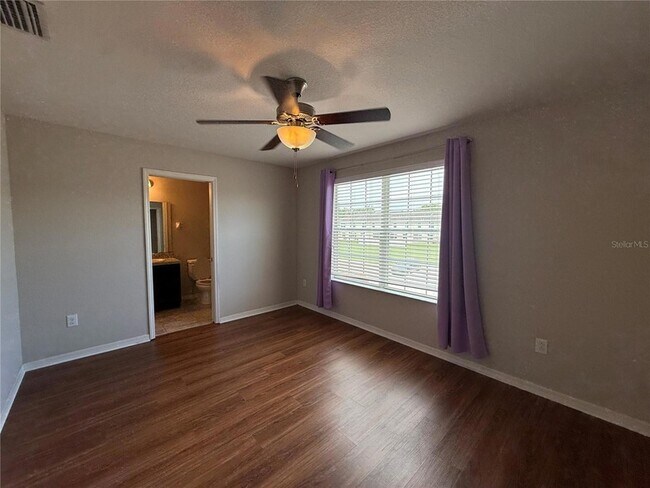 Building Photo - 5011 Chipotle Ln