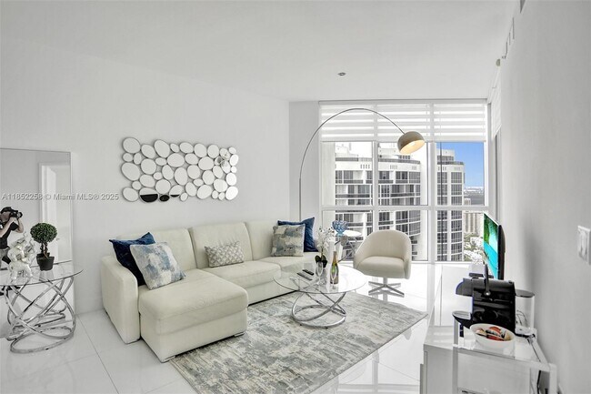 Building Photo - 18201 Collins Ave