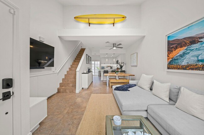 Building Photo - Fully Furnished Rental Imperal Beach