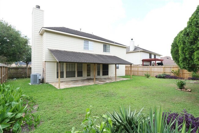 Building Photo - 23822 Hopewell Dr