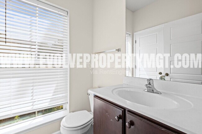 Building Photo - 3586 Brister St