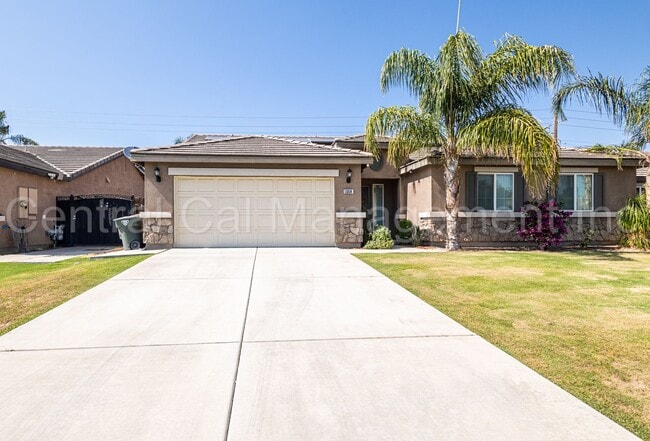 Primary Photo - 4 Bedroom/2 Bath Home with Solar - $2650 p...