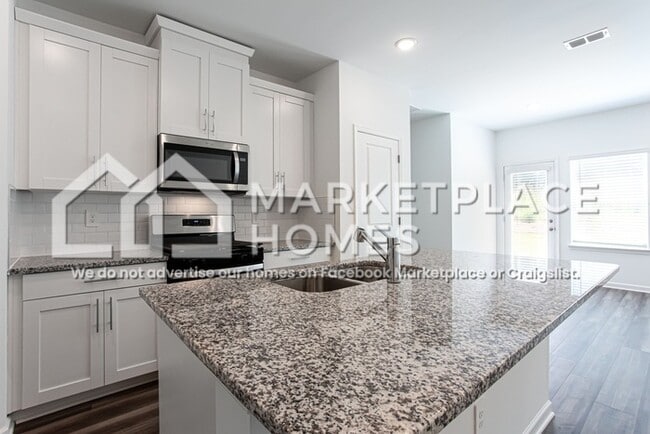 Building Photo - 357 White Tail Rd