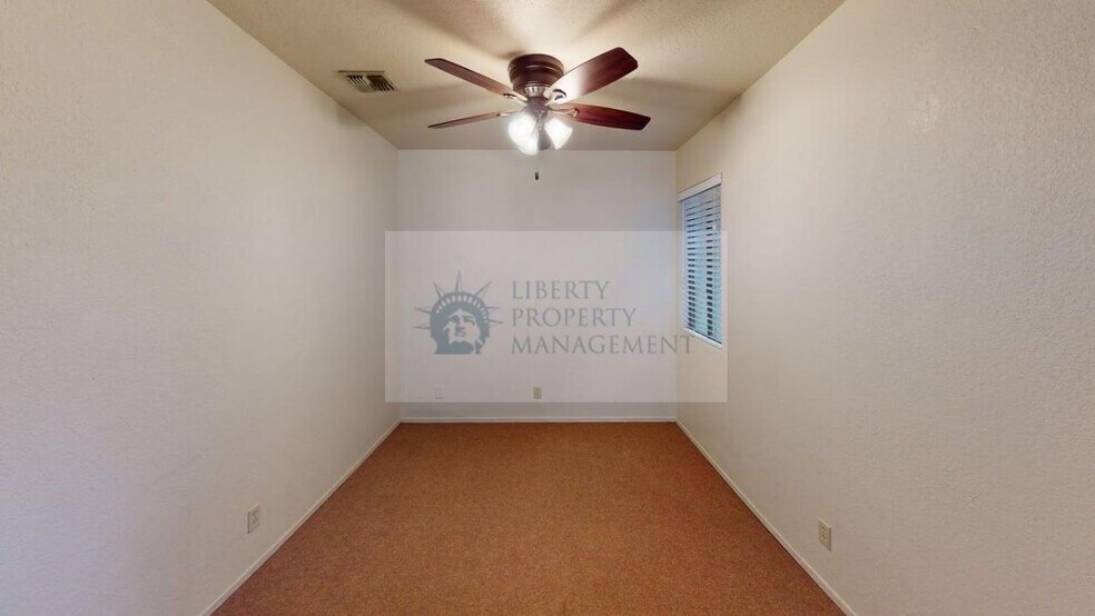 Building Photo - 2905 Niagra St