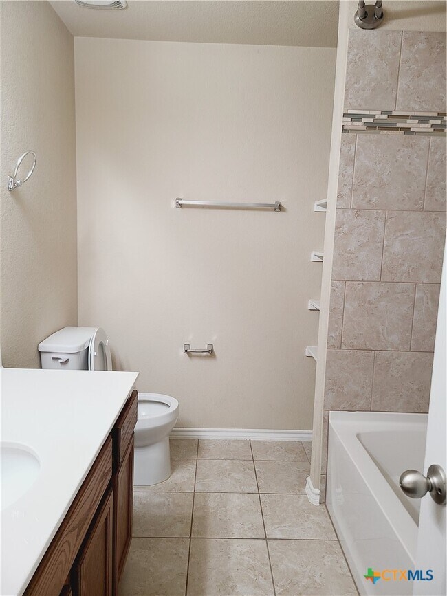 Building Photo - 3311 Rusack Dr