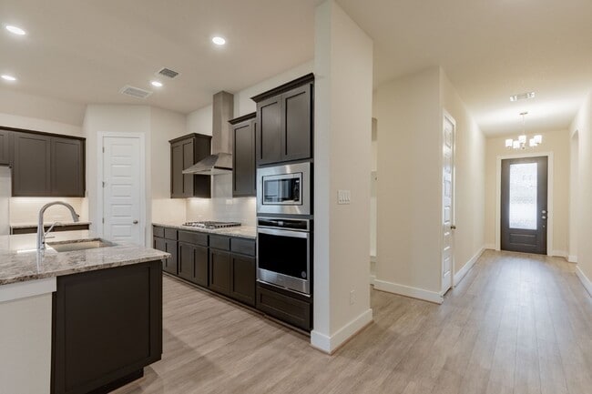 Building Photo - 3804 Sandhill Crane Dr