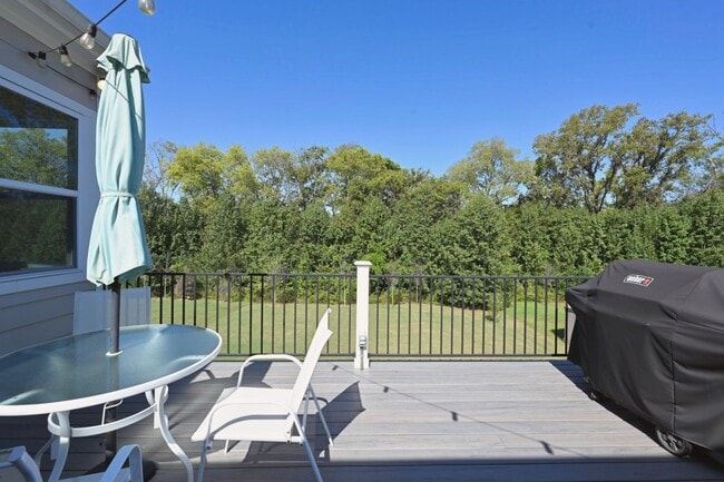 Building Photo - **EXECUTIVE HOME IN WILLIAMSON COUNTY WITH RARE WALK-OUT BASEMENT AND TONS OF STORAGE**