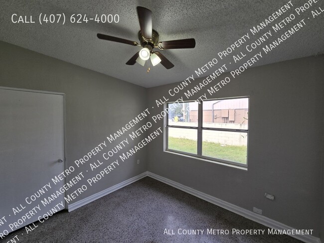 Building Photo - Awesome Duplex For Rent in Azalea Park