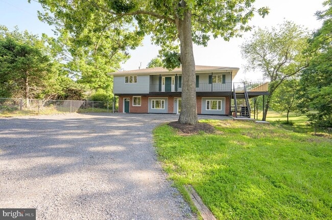 Building Photo - 9708 Martinsburg Rd