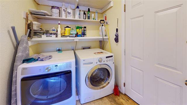 Building Photo - 3044 Brookshire Dr