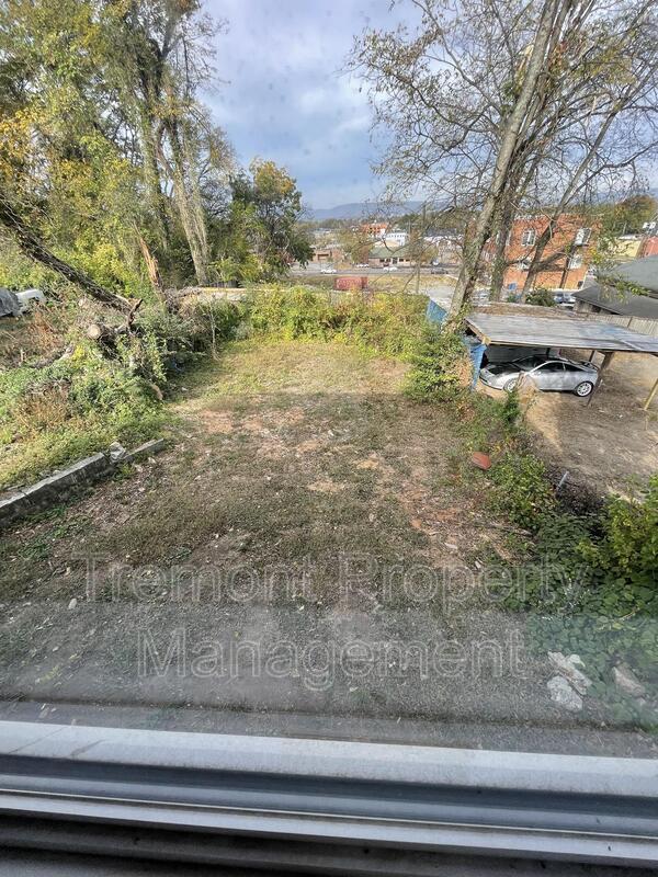 Building Photo - 1509 Old Ringgold Rd