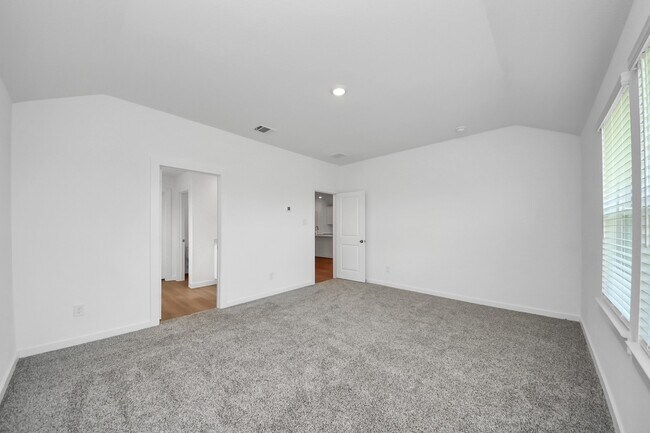 Building Photo - 9106 Serene Hvn Dr