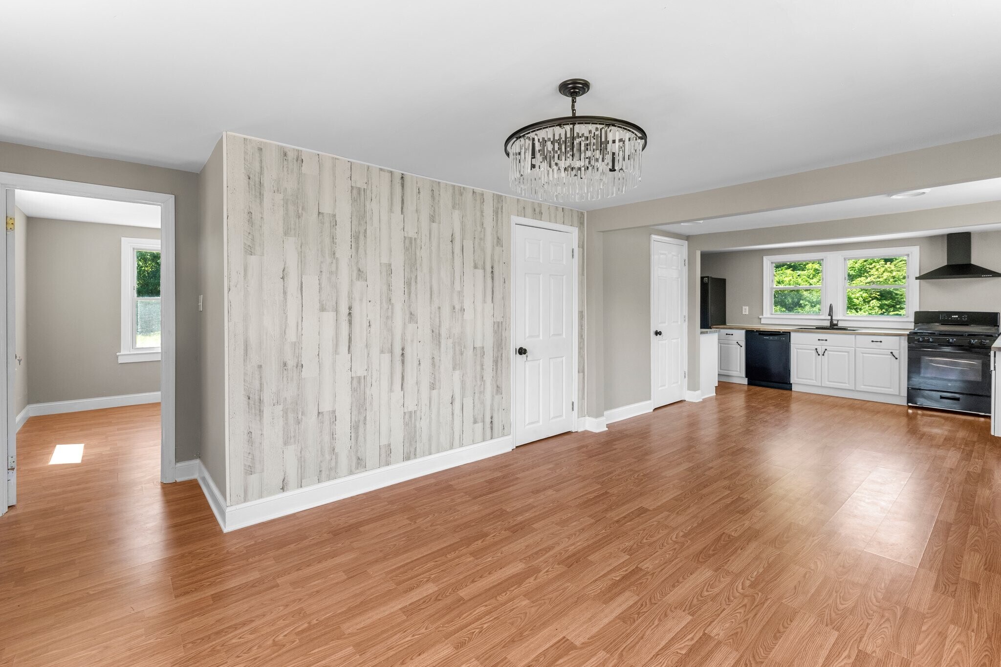 Building Photo - 2302 Lighthouse View Dr
